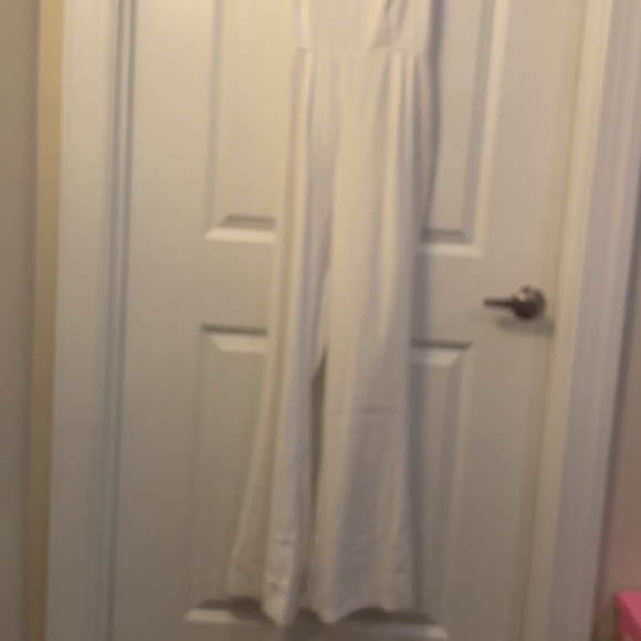 *NWOT* White Long Jumpsuit - Picture 2 of 5